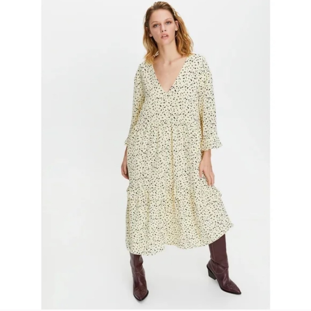 Aritzia Little moon oversized dress